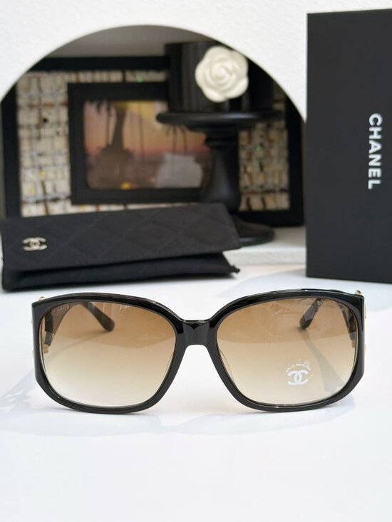 Chanel Oversized Square Sunglasses main image 3